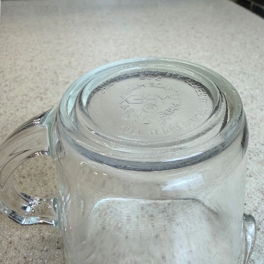 Vintage Pyrex #508 Clear Glass Measuring Cup D-Handle w/ spout 8oz Retro Kitchen